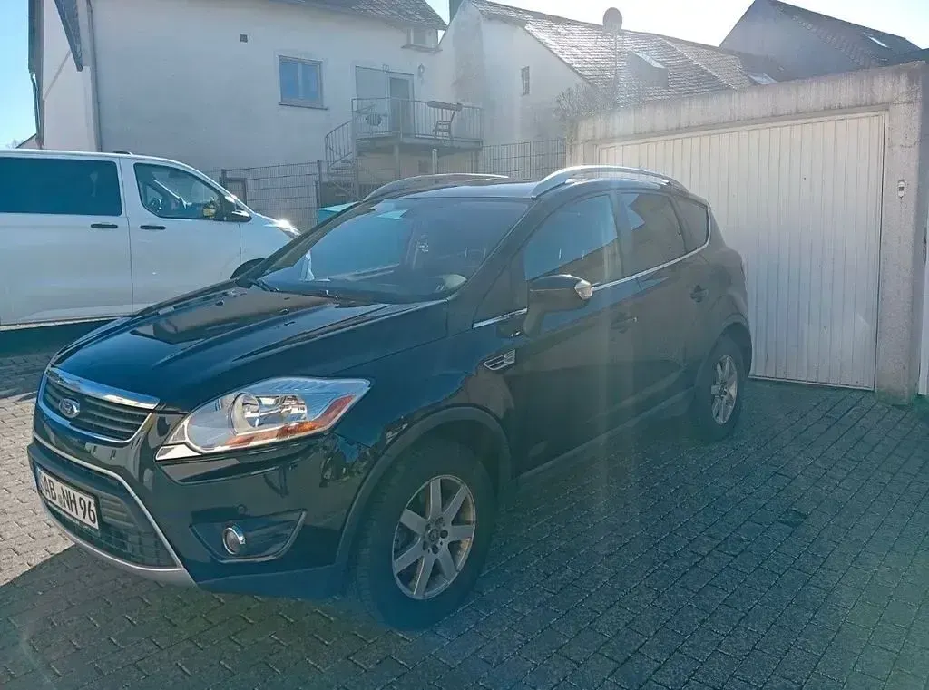 Gebraucht Ford Kuga Titanium 140 PS (102 kW) 2011 Schwarz SUV