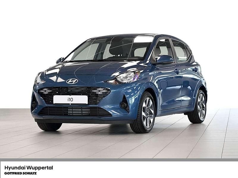 Vibrant blue / mic Gebraucht 2025 Hyundai i10 Kleinwagen | 18.580 € (Fairer Preis) - Bild 1/4