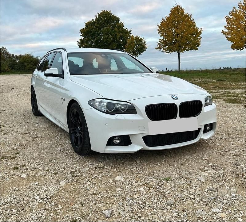 Weiß Gebraucht 2016 BMW 530 M Sport Kombi | 24.500 € (Superpreis) - Bild 1/4