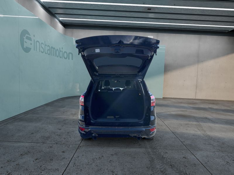 Gebraucht Ford Kuga ST-Line 150 PS (110 kW) 2019 Schwarz SUV