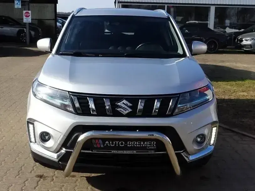 Gebraucht Suzuki Vitara Comfort 129 PS (94 kW) 2020 Grau SUV