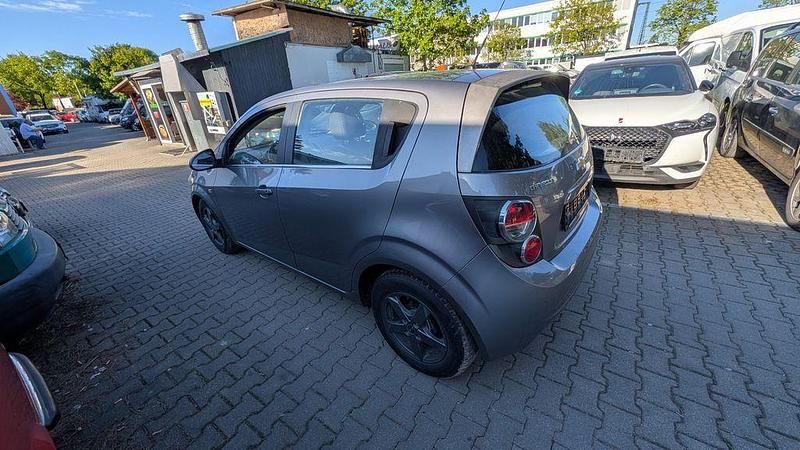 Używany Chevrolet Aveo LT 86 KM (63 kW) 2012 Szary Hatchback