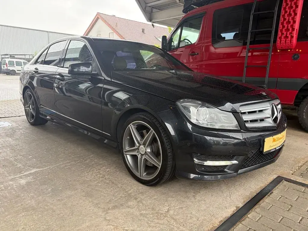 Gebraucht Mercedes C350 AMG 265 PS (194 kW) 2013 Schwarz Limousine