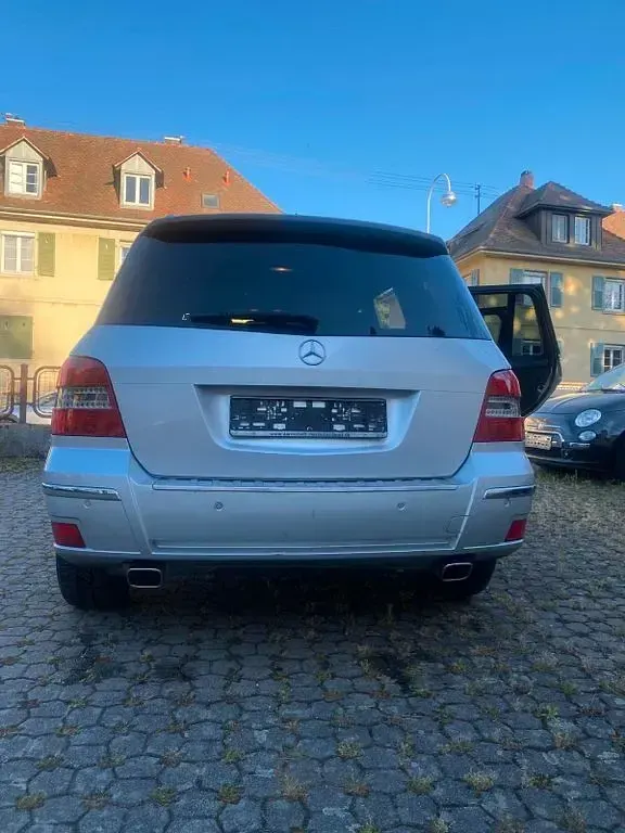 Gebraucht Mercedes GLK250 204 PS (150 kW) 2010 Silber SUV