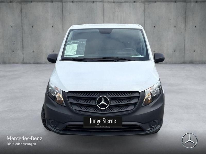 Gebraucht Mercedes Vito 163 PS (119 kW) 2021 Weiß Van