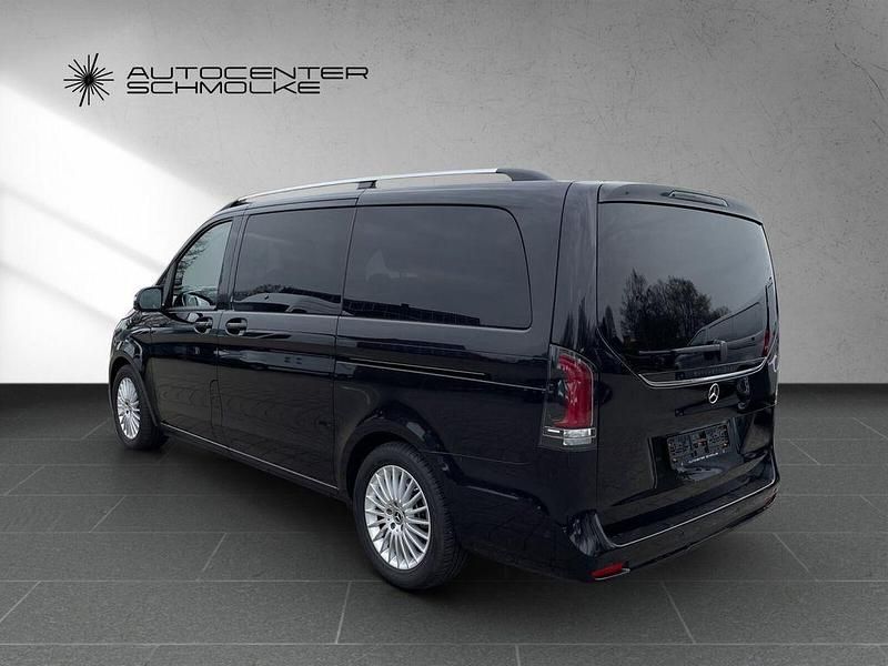 Gebraucht Mercedes V220 Style 163 PS (119 kW) 2025 Obsidianschwarz Van / Kleinbus