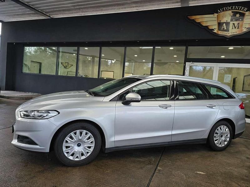 Gebraucht Ford Mondeo Trend 150 PS (110 kW) 2017 Polarsilber metallic Kombi