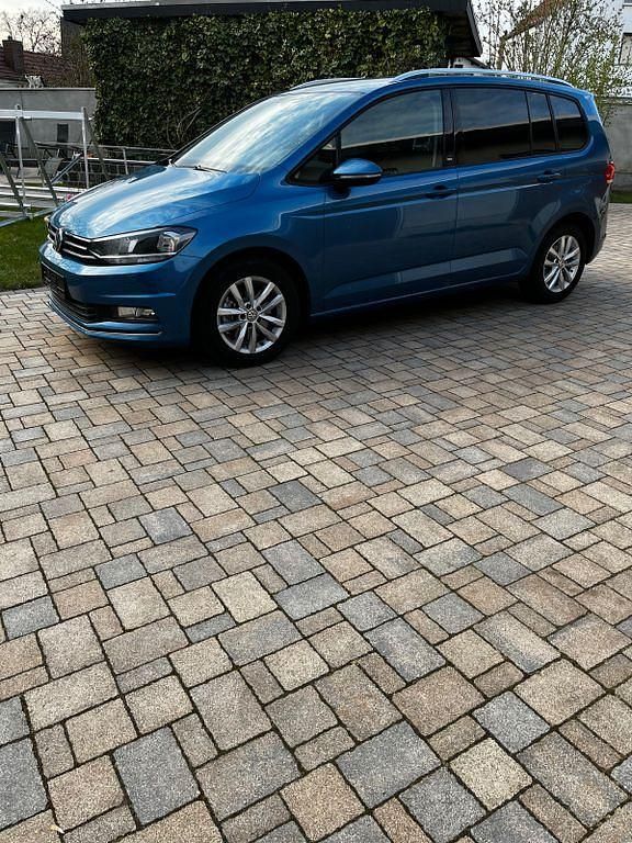 Gebraucht VW Touran Sound 116 PS (85 kW) 2017 Blau Van / Kleinbus