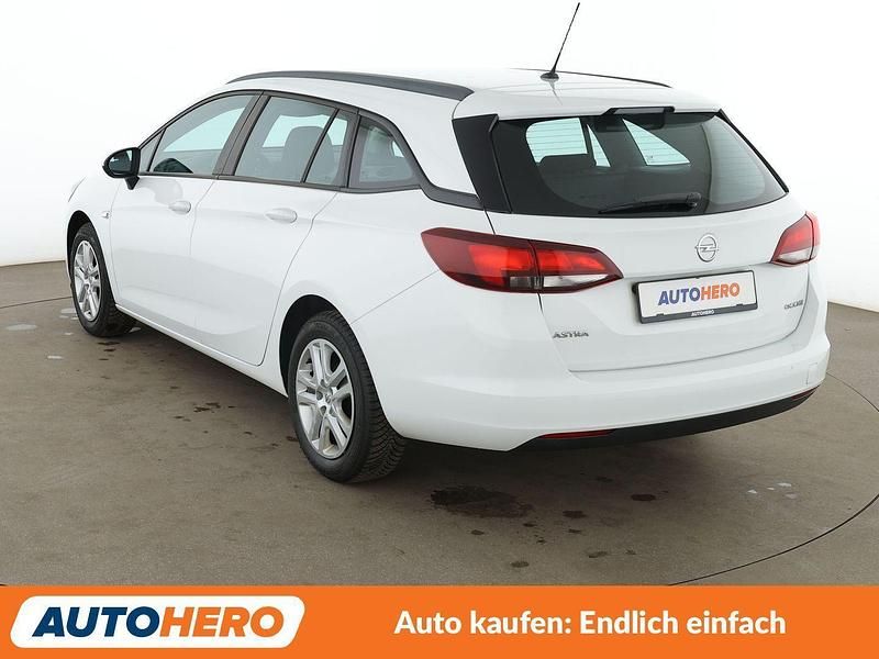 Gebraucht Opel Astra Selection 105 PS (77 kW) 2017 Weiß Kombi