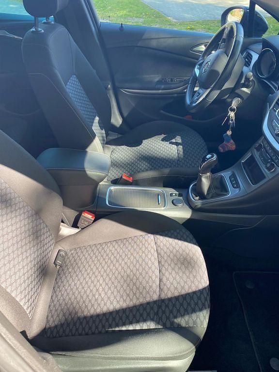 Gebraucht Opel Astra Edition 110 PS (80 kW) 2021 Grau Limousine