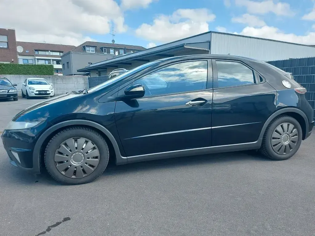 Gebraucht Honda Civic Executive 140 PS (102 kW) 2009 Schwarz Limousine