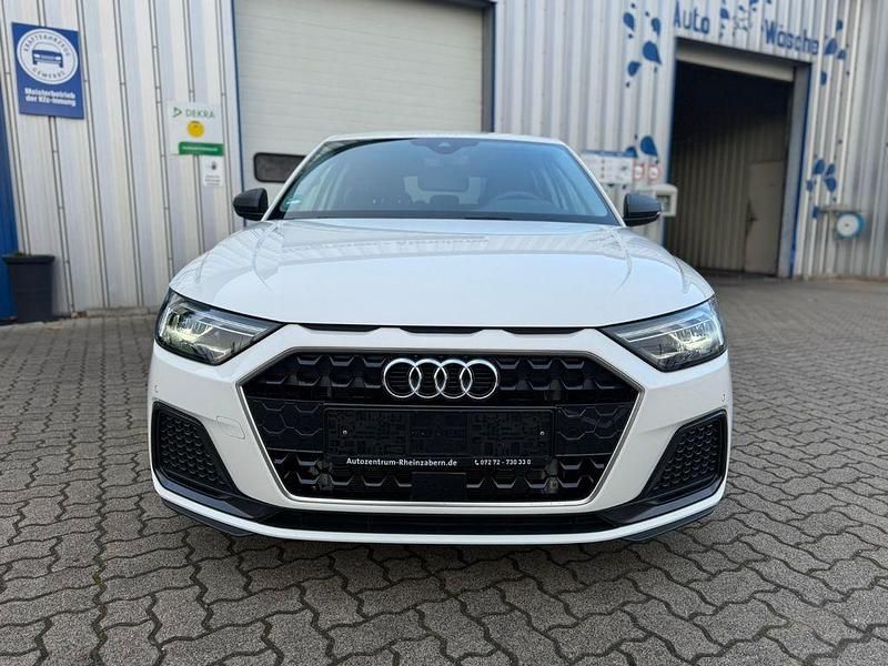 Gebraucht Audi A1 Sport 95 PS (69 kW) 2024 Weiß Limousine