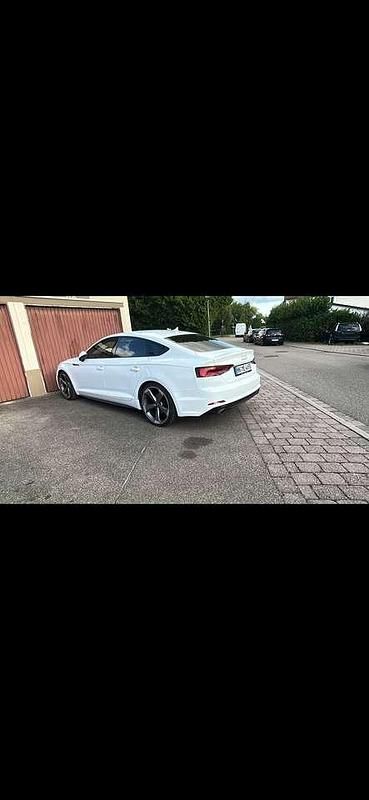 Second-hand Audi A5 S-Line 190 CP (139 kW) 2019 Alb Coupe