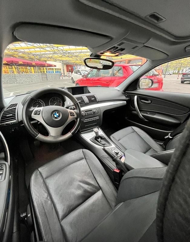 Używany BMW 120 177 KM (130 kW) 2010 Niebieski Hatchback