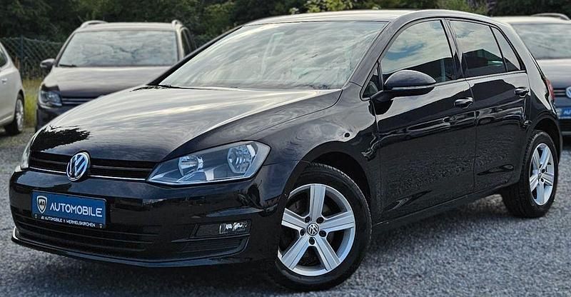 Schwarz Gebraucht 2013 VW Golf VII Comfortline Limousine | 7.799 € (Fairer Preis) - Bild 1/4