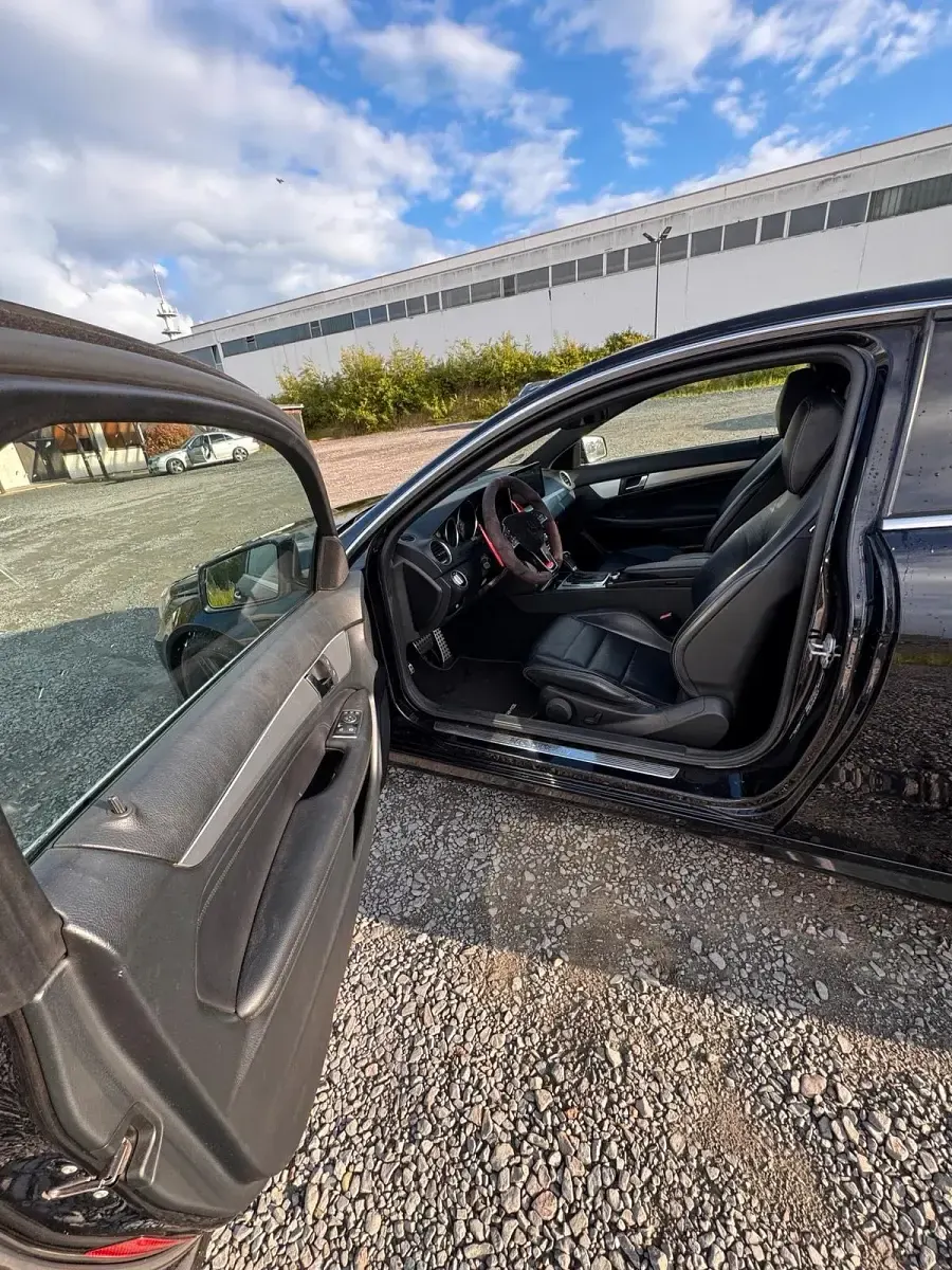 Gebraucht Mercedes C250 204 PS (150 kW) 2012 Schwarz Coupé