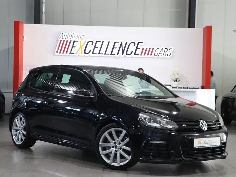 Schwarz Gebraucht 2011 VW Golf VI R Limousine | 12.777 € (Teuer) - Bild 1/4