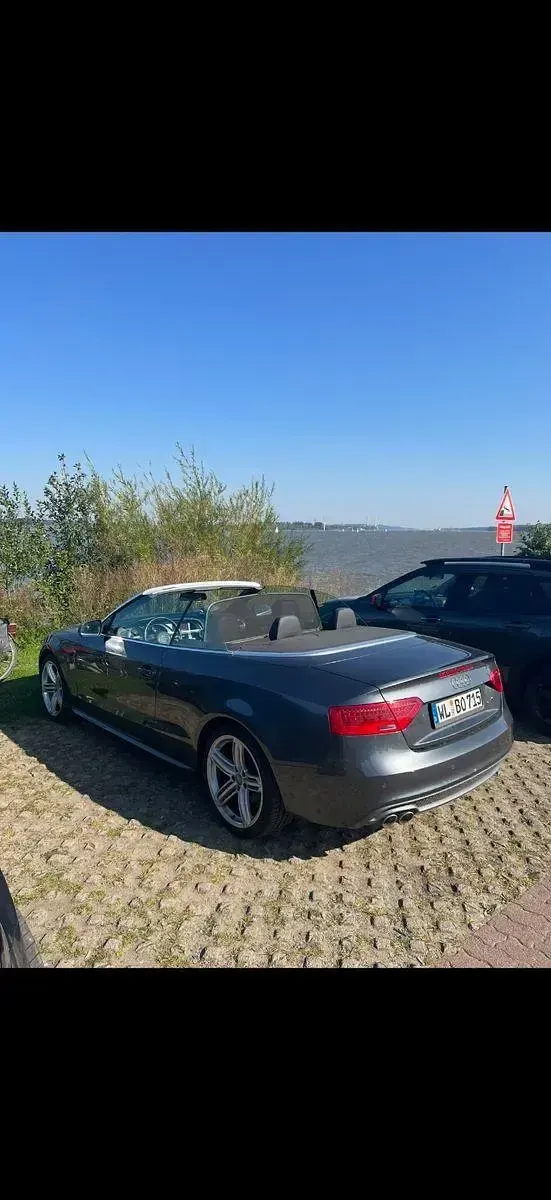 Gebraucht Audi A5 Cabriolet S-Line 177 PS (130 kW) 2014 Grau Cabrio