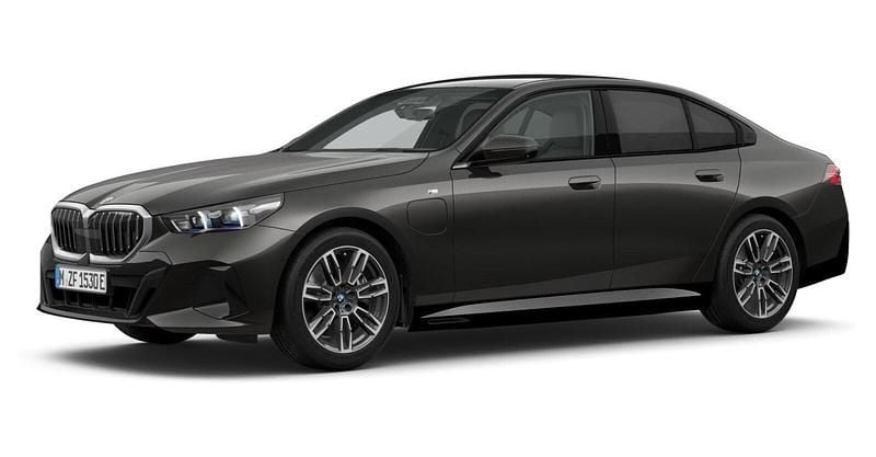 Grau Gebraucht 2024 BMW 550e Comfort Edition Limousine | 68.680 € (Guter Preis) - Bild 1/4