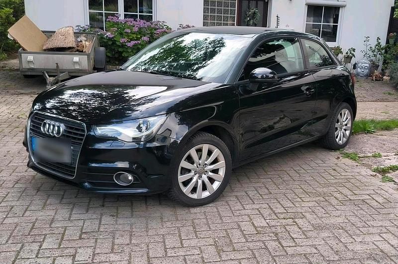 Schwarz Gebraucht 2013 Audi A1 Kleinwagen | 7.900 € (Guter Preis) - Bild 1/4