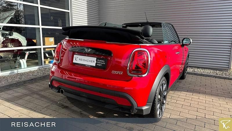 Gebraucht Mini Cooper Cabriolet Classic 136 PS (100 kW) 2023 Rot Cabrio