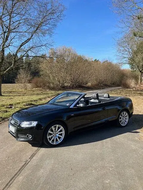Gebraucht Audi A5 Cabriolet Design 179 PS (131 kW) 2011 Schwarz Cabrio