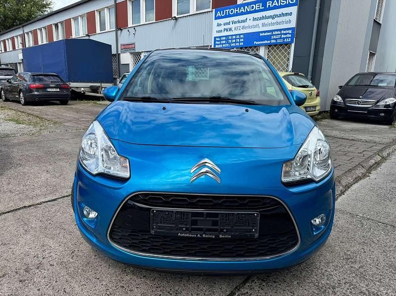 Gebraucht Citroën C3 Exclusive 95 PS (69 kW) 2011 Blau belleile Kleinwagen