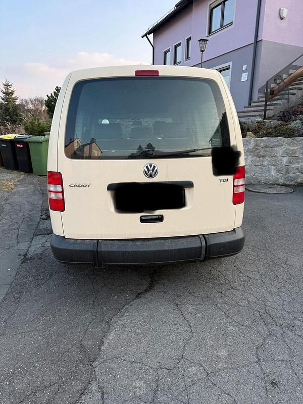 Usata VW Caddy Maxi 102 CV (75 kW) 2012 Monovolume