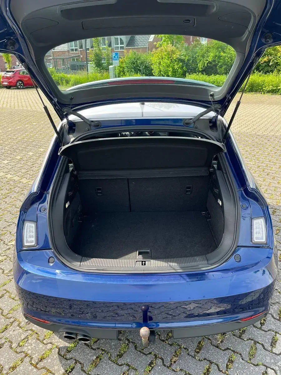 Gebraucht Audi A1 Sportback Design 125 PS (91 kW) 2015 Blau Kleinwagen