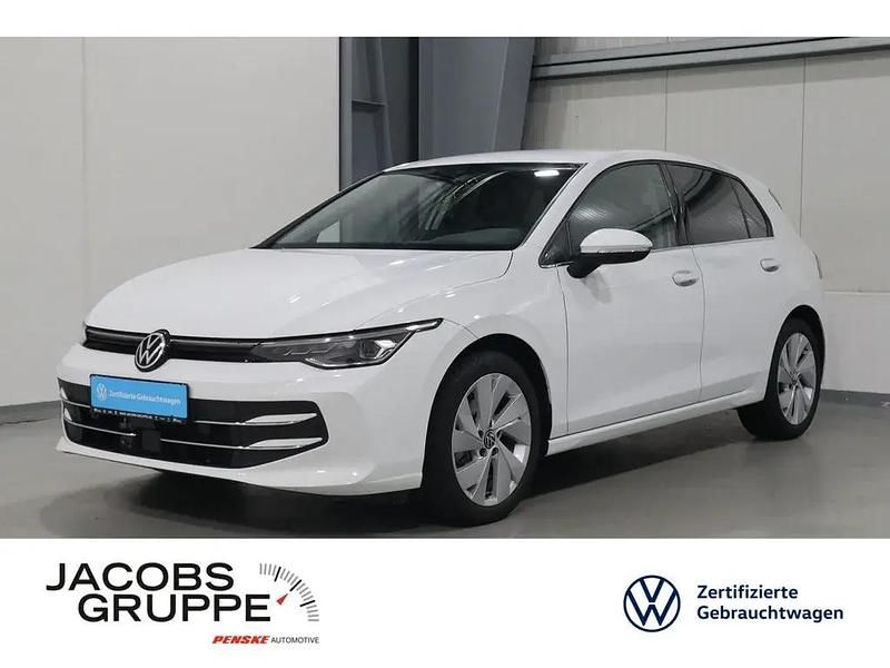 Weiß Gebraucht 2025 VW Golf VIII Style Limousine | 28.370 € (Fairer Preis) - Bild 1/3