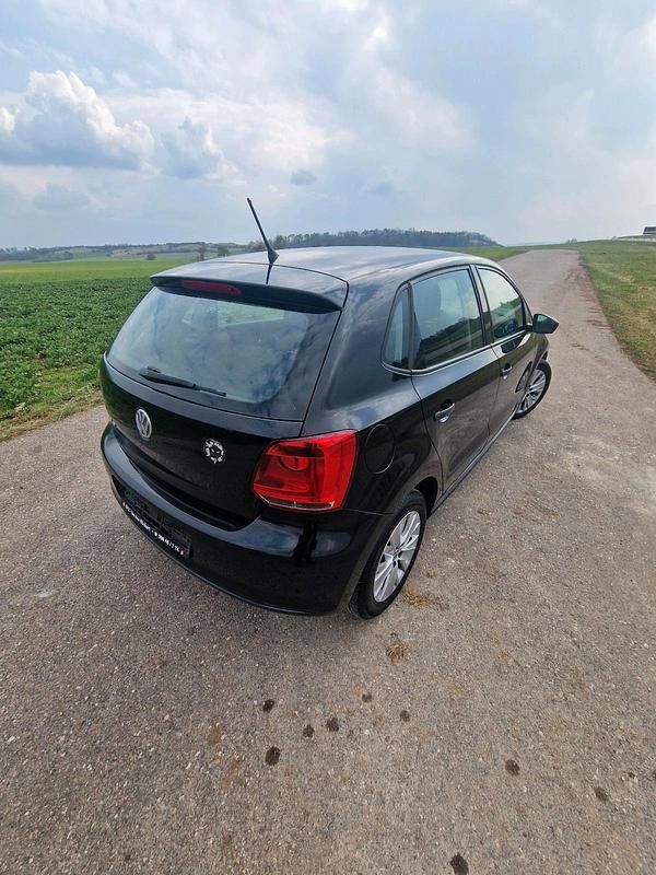 Gebraucht VW Polo 70 PS (51 kW) 2011 Schwarz Kleinwagen