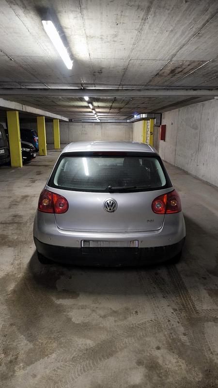 Gebraucht VW Golf V 115 PS (84 kW) 2004 Silber Kleinwagen