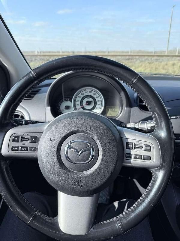 Gebraucht Mazda 2 Independence 103 PS (75 kW) 2007 Kleinwagen