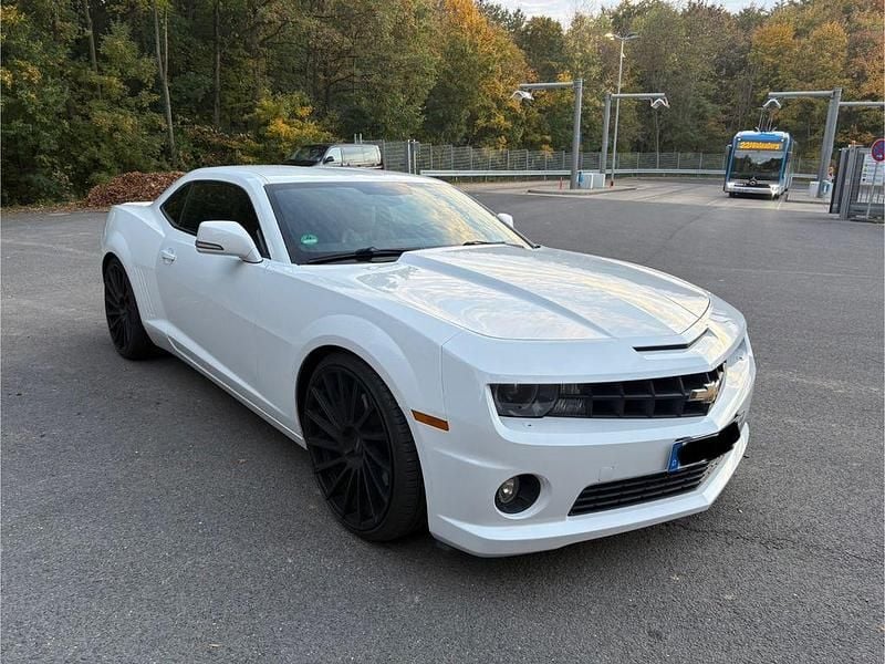 Gebraucht Chevrolet Camaro 405 PS (297 kW) 2013 Weiß Coupé