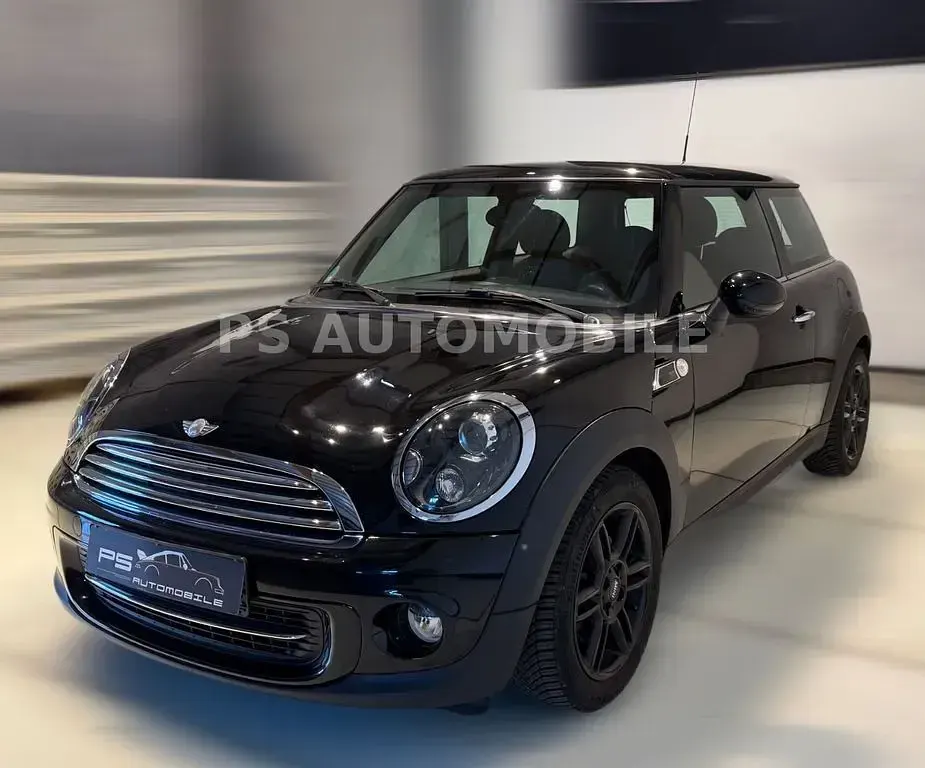 Gebraucht Mini Cooper 122 PS (89 kW) 2012 Midnight black metallic Kleinwagen