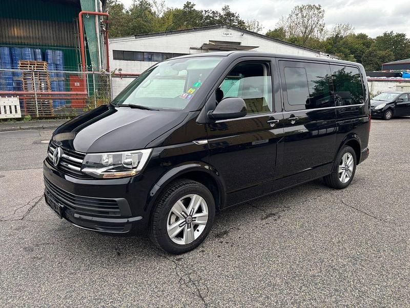 Schwarz Gebraucht 2018 VW T6 Van | 30.499 € (Guter Preis) - Bild 1/4