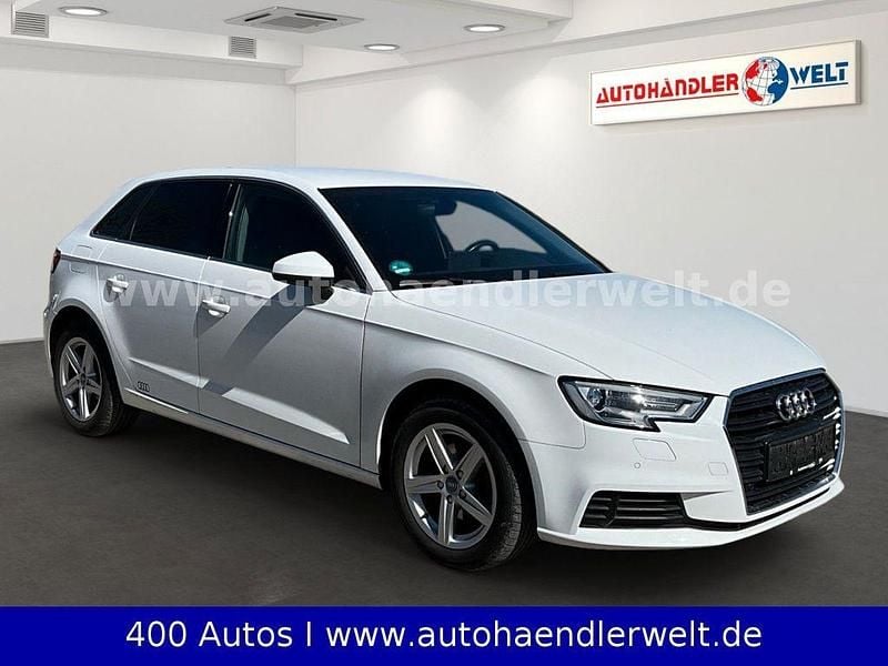 Gebraucht Audi A3 Comfort 116 PS (85 kW) 2017 Weiß Limousine