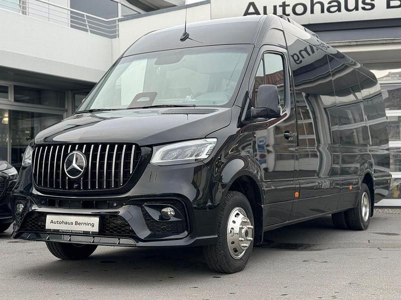 Neu Mercedes Sprinter 190 PS (139 kW) 2026 Schwarz Van