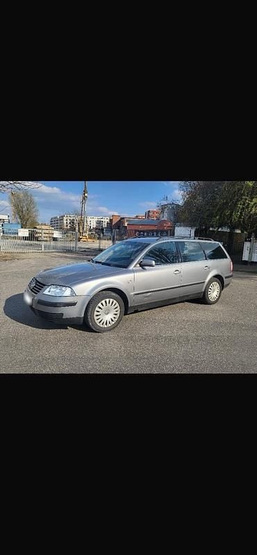 Gebraucht VW Passat 116 PS (85 kW) 2002 Grau Kombi