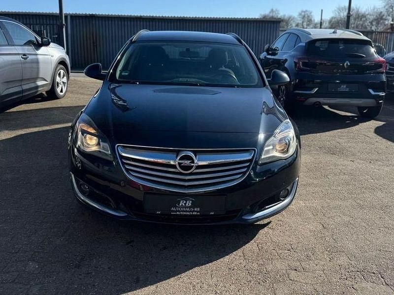 Gebraucht Opel Insignia Selection 131 PS (96 kW) 2015 Schwarz Kombi