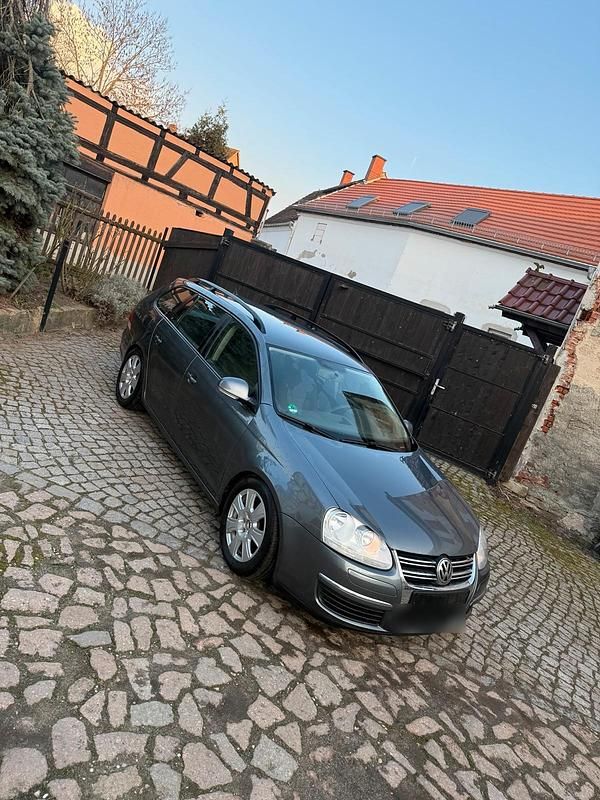 Gebraucht VW Golf V 105 PS (77 kW) 2008 Grau Kombi