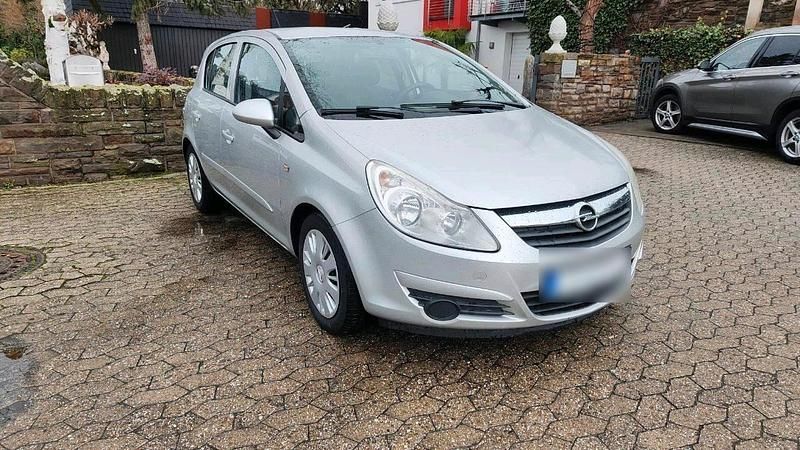 Gebraucht Opel Corsa Innovation 101 PS (74 kW) 2008 Silber Kleinwagen