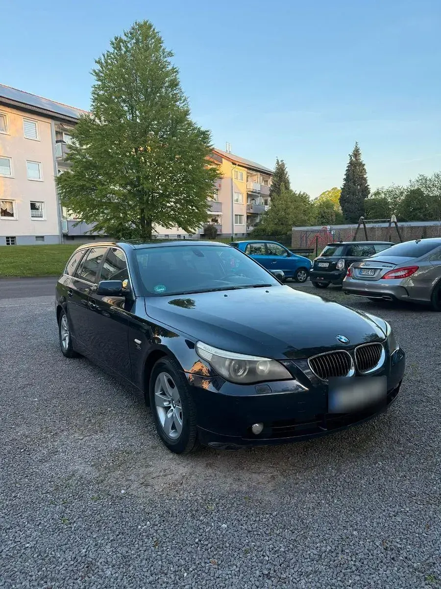 Second-hand BMW 525 177 CP (130 kW) 2005 Albastru Break