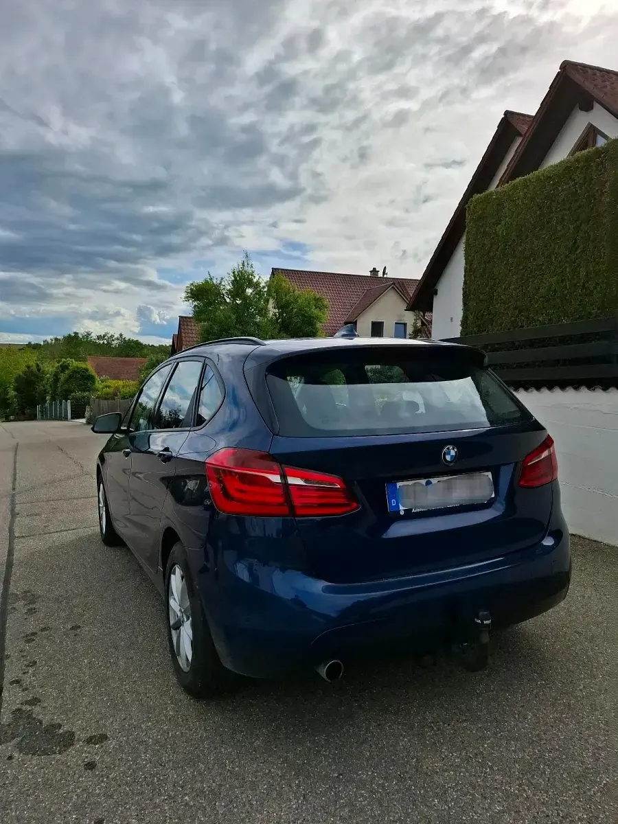 Używany BMW 216 Advantage 116 KM (85 kW) 2017 Niebieski Kombi