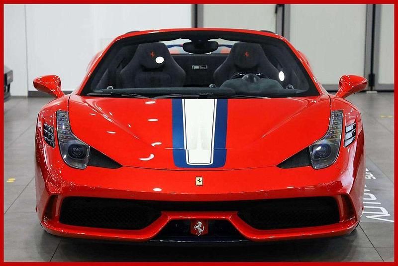 Gebraucht Ferrari 458 600 PS (441 kW) 2015 Rot Cabrio
