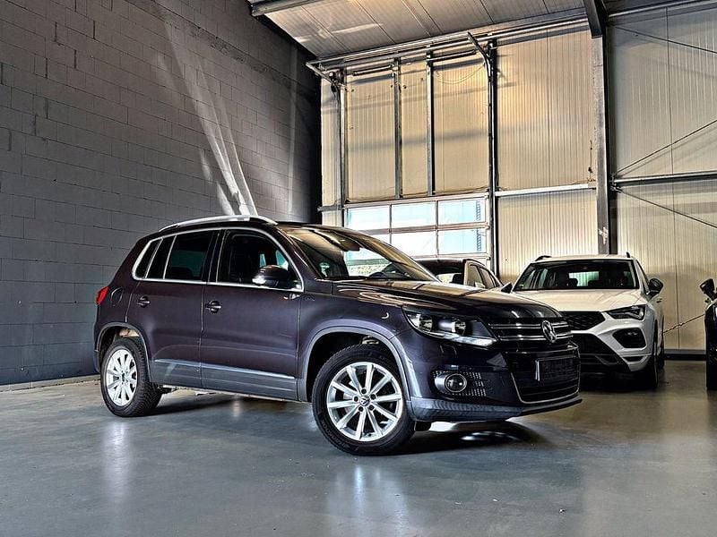 Violet Gebraucht 2015 VW Tiguan LOUNGE SUV | 10.790 € (Guter Preis) - Bild 1/4