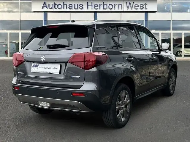 Gebraucht Suzuki Vitara GL 109 PS (80 kW) 2026 Galactic grey met. SUV
