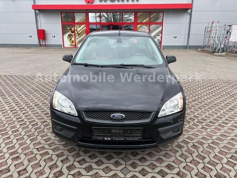 Gebraucht Ford Focus Style 101 PS (74 kW) 2007 Schwarz Limousine