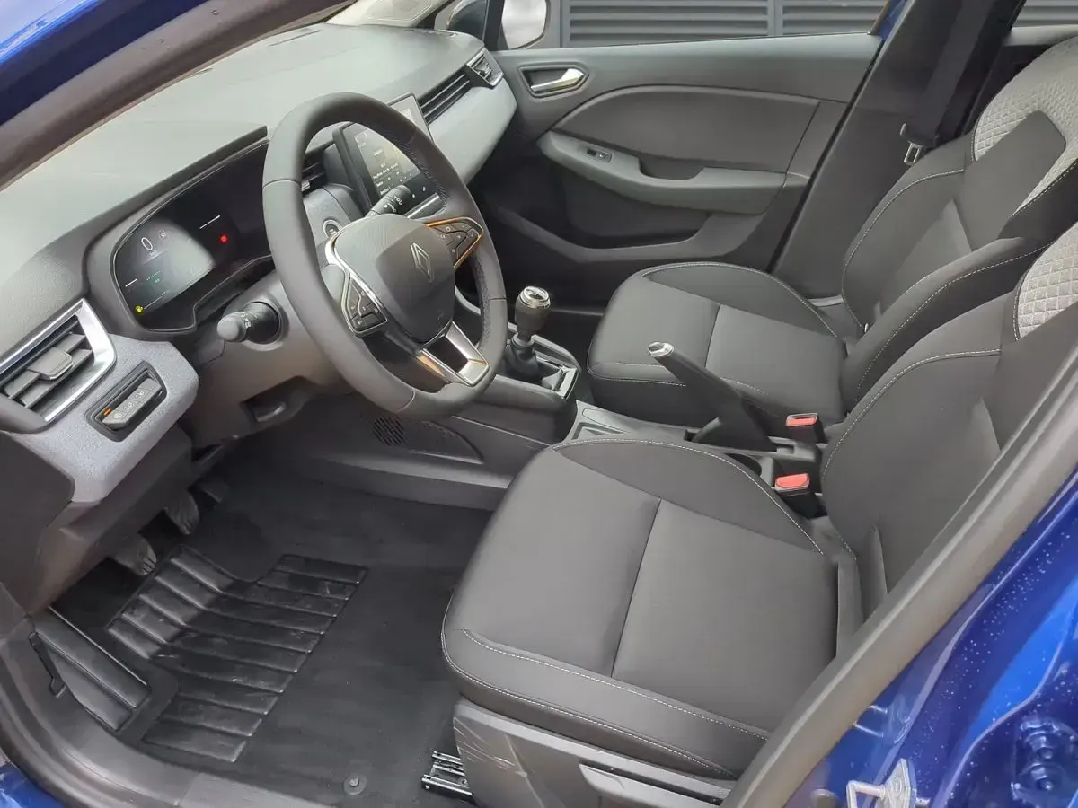 Nuevo Renault Clio V Evolution 101 CV (74 kW) 2025 Azul Utilitario