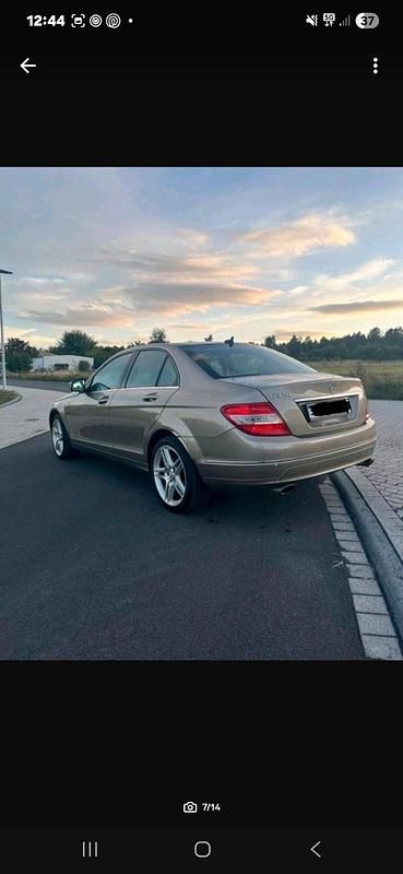 Gebraucht Mercedes C320 225 PS (165 kW) 2007 Gold Limousine